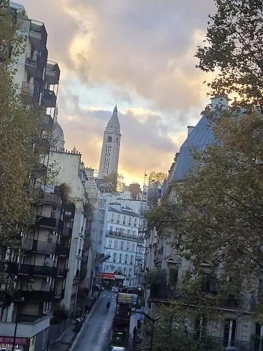 Διαμέρισμα Pres De Montmartre *